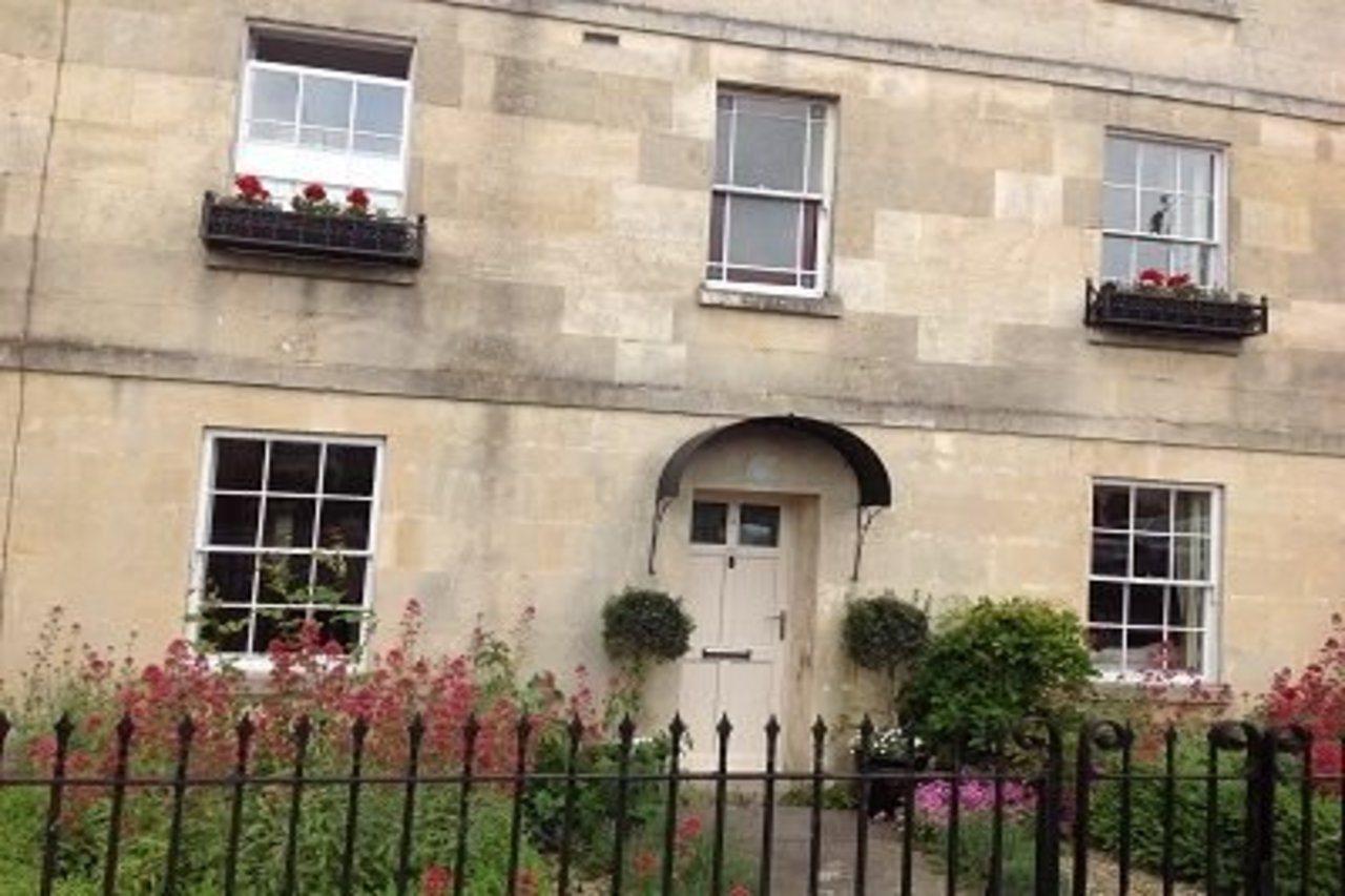 Wisteria House B&B Chippenham  Bagian luar foto